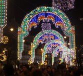 video foto spectaculos: sibiu, orașul luminilor - vezi deschiderea sibiu light&more!