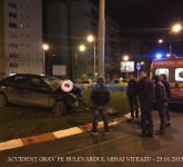 accident grav pe bulevardul mihai viteazu - video - au zburat peste giratoriu! - galerie foto