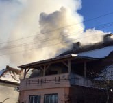 update video foto a luat foc o casă de locuit pe strada hochmeister în sibiu