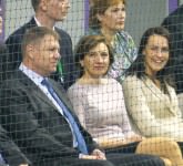 video foto carmen și klaus iohannis din nou la tenis în sala transilvania