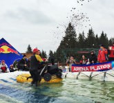 VIDEO FOTO Ambarcațiuni trăznite pe pârtie la Păltiniș la Slide and Freeze