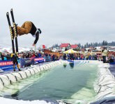 VIDEO FOTO Ambarcațiuni trăznite pe pârtie la Păltiniș la Slide and Freeze