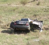 video foto accident groaznic în dealul dăii. o persoană grav rănită și o mașină făcută praf!