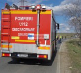 video foto accident groaznic în dealul dăii. o persoană grav rănită și o mașină făcută praf!