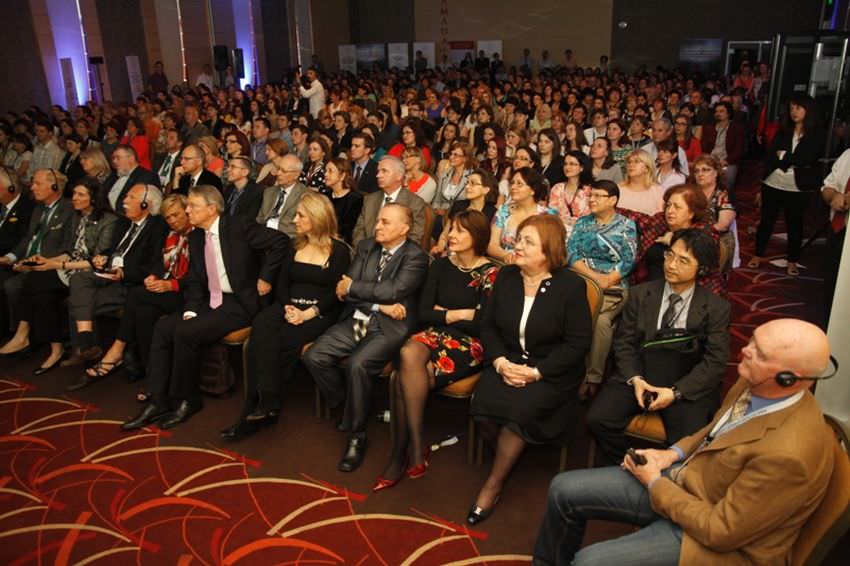 Congres important pentru medicina românească. Are loc la Sibiu