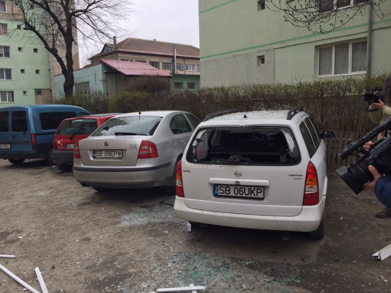 update video foto explozie într-un apartament în sibiu! peste 30 de persoane au fost evacuate!