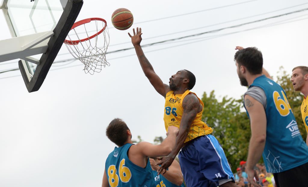 video „sibiu streetball” revine pentru a şaptea oară. sute de baschetbaliști participă!