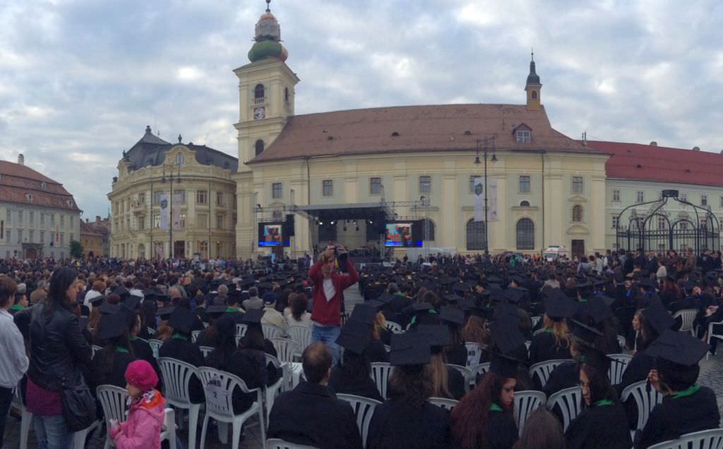 s-a stabilit unde se vor premia studenții absolvenți ai sibiului în acest an