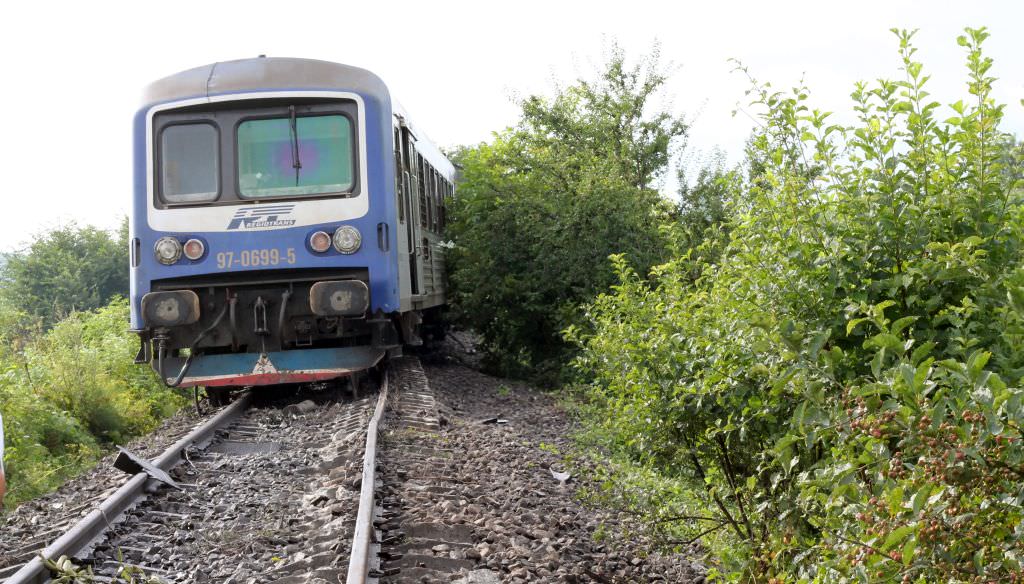 trafic feroviar întrerupt total între sibiu și vințu de jos. a deraiat un tren