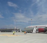 video și foto exclusiv din și cu boeing-ul 777 aterizat la sibiu. unde a mai zburat și câți ani are aeronava!