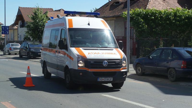 trei accidente în sibiu: doi minori loviți pe trecerea de pietoni și un biciclist băut, acroșat de un șofer la fel de beat!