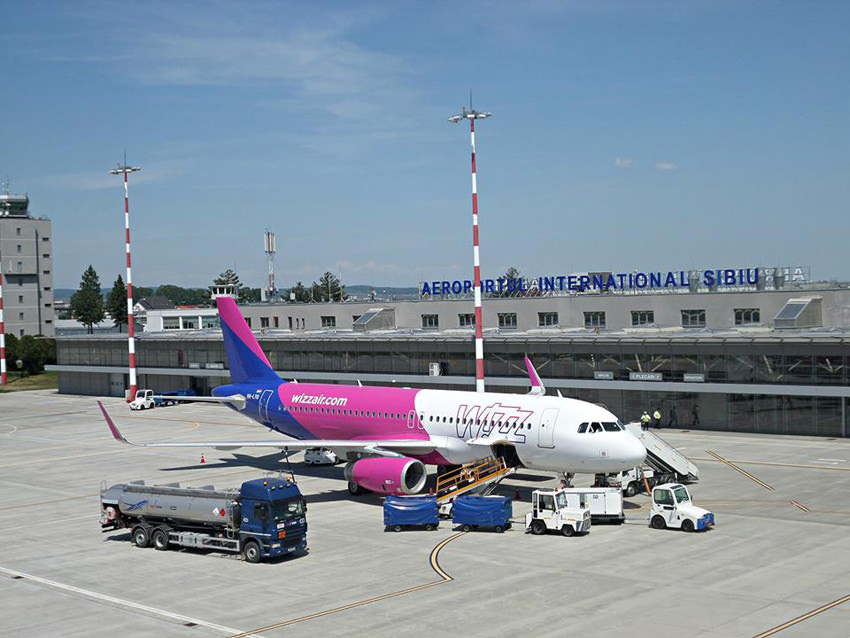 video - wizz air a anunțat noi zboruri de la sibiu și înființarea primei baze in oraş. vezi înregistrarea video!