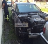 video foto mașină incendiată pe strada castorului la sibiu