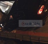 update video foto spectaculos - accident ca în filme la veștem. s-a înfipt cu mașina într-un tir!