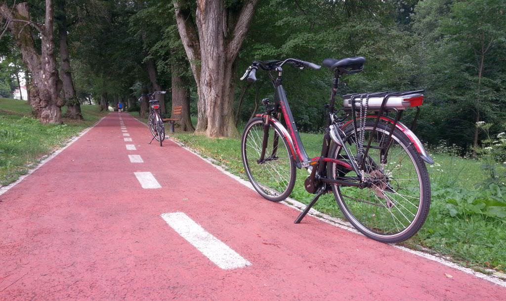 foto - biciclete electrice pentru inspectorii care dau amenzi la domeniul public din sibiu. cât au costat!