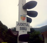 galerie foto - consiliul judeţean sibiu a reabilitat indicatoarele de intrare în judeţ. îți place cum arată?