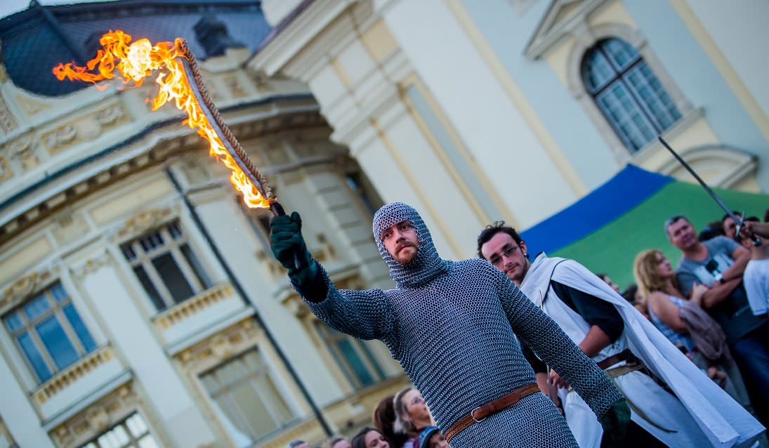 weekendul viitor începe festivalul medieval “cetăţi transilvane” sibiu. program și detalii!