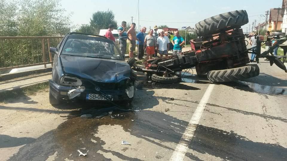 update foto - grav accident la şura mică. șoferul vinovat a fugit și era mort de beat!