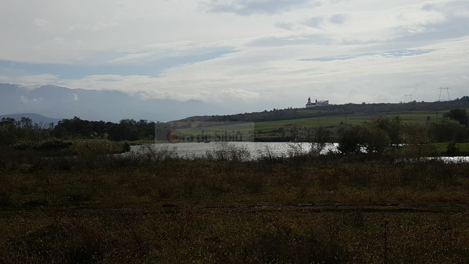 video foto – ranch-ul primarului din șelimbăr. imobil cu piscină interioară și ieșire la lac și fermă cu cai!