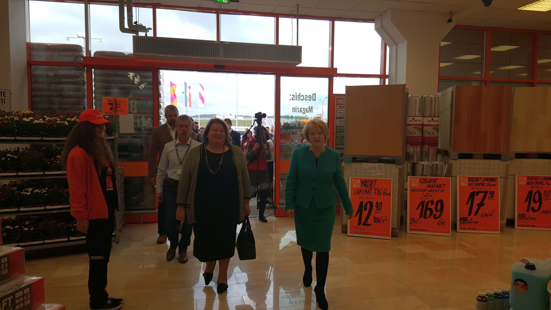 video foto hornbach deschide magazinul din sibiu. nemții se iau de prețurile dedeman! cum arată locația și ce puteți cumpăra!