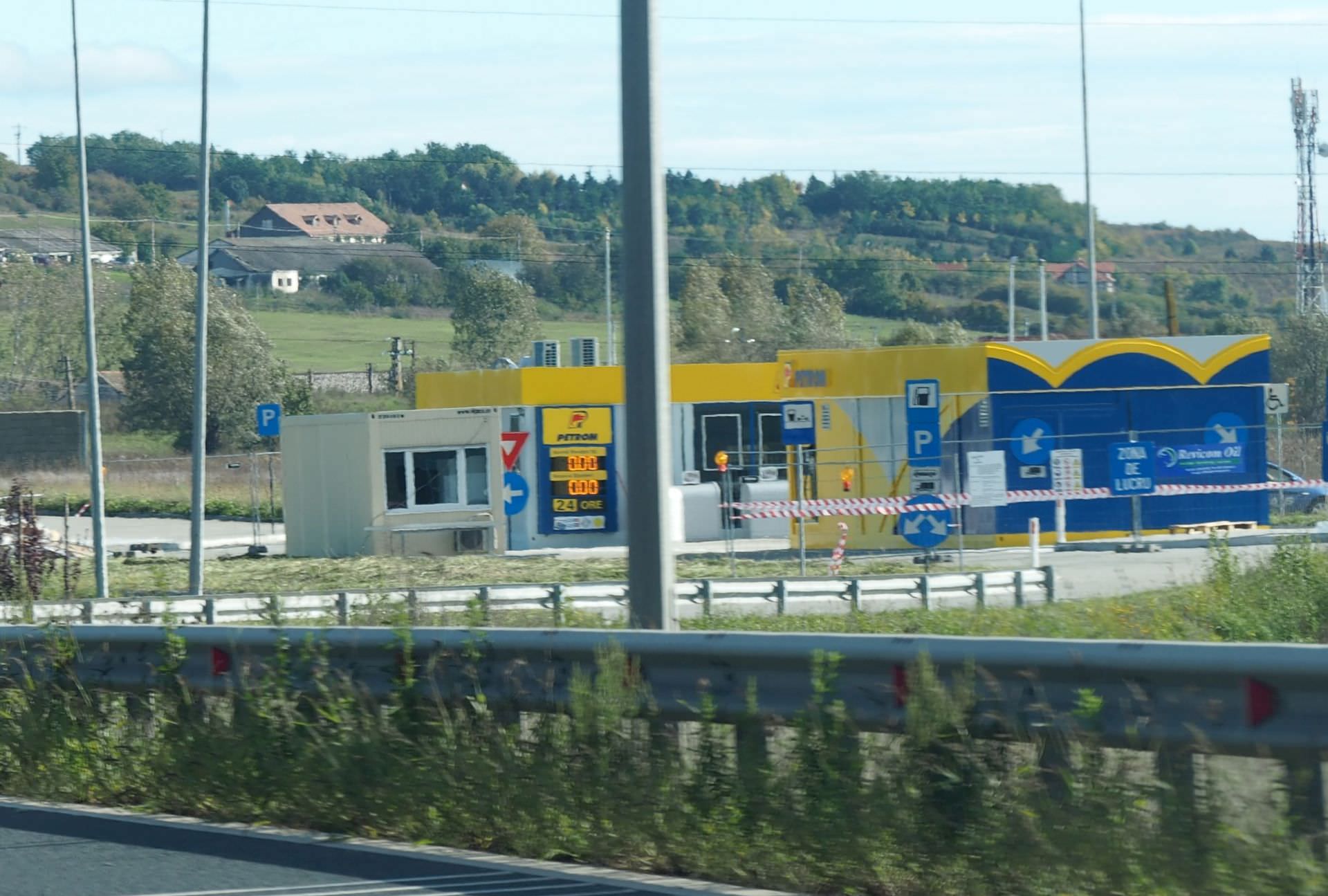 foto – benzinăria petrom de la cristian de pe autostrada sibiu - orăștie. e gata de inaugurare!