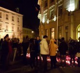 foto video o mireasă din sibiu a plecat de la nuntă şi a venit la protestele din piaţa mare