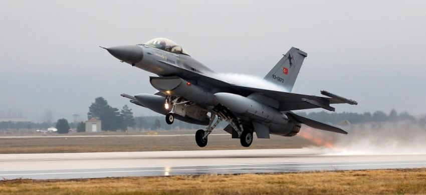 șase avioane f16 vor ajunge în românia. vor fi folosite pentru instruirea piloților ucraineni