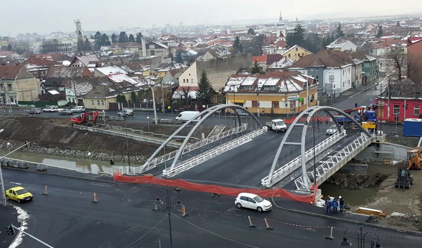 video foto – primăria a stabilit când deschide noul pod peste cibin. veste excelentă pentru șoferi!