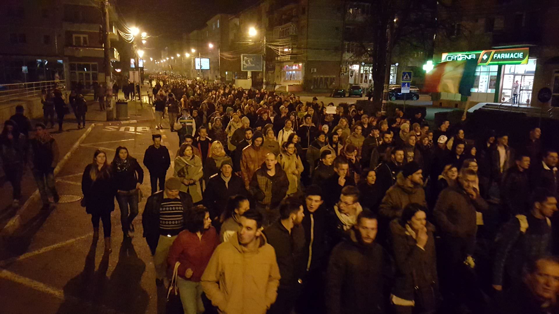 proteste pentru roșia montană la sibiu. duminică în piața mare