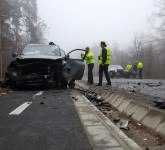 FOTO VIDEO Accident cumplit între Sibiu și Rășinari. Un șofer beat a intrat pe contrasens și s-a tamponat frontal cu o altă mașină