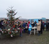 VIDEO FOTO – BUCURIE dăruită în prag de Sărbători pentru zeci de copii și familii nevoiașe din Sibiu. Ne-au răsplătit cu ZÂMBETE DE FERICIRE!