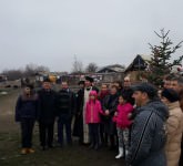 VIDEO FOTO – BUCURIE dăruită în prag de Sărbători pentru zeci de copii și familii nevoiașe din Sibiu. Ne-au răsplătit cu ZÂMBETE DE FERICIRE!