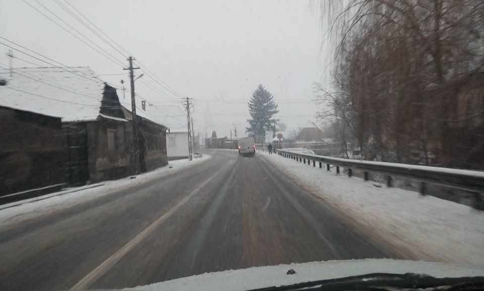 foto – starea drumurilor din județul sibiu. nu avem blocaje, dar se circulă în condiții de iarnă!