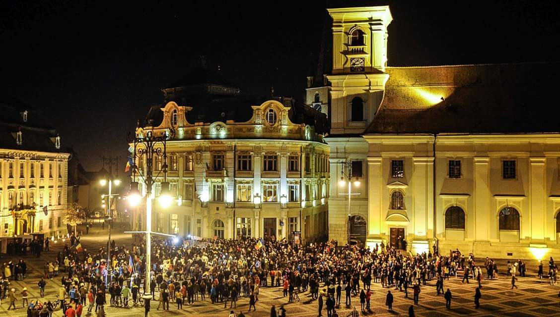 marş de protest la sibiu. sunt aşteptați peste 2.000 de participanți!