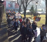 video - foto peste 5.000 de sibieni au participat la un marș de protest față de abuzurile săvârșite de instituțiile din norvegia