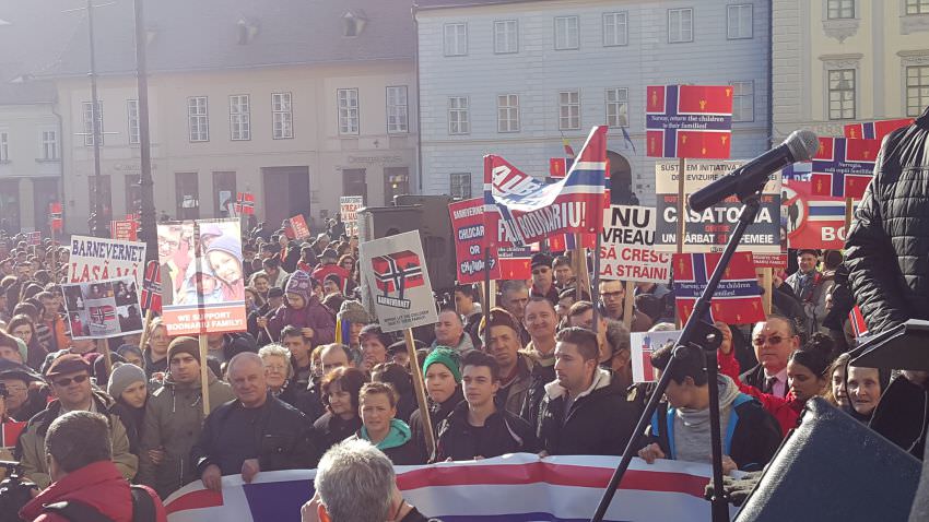 sibieni chemați din nou să participe la un marș manifest prin oraș. duminică are loc!