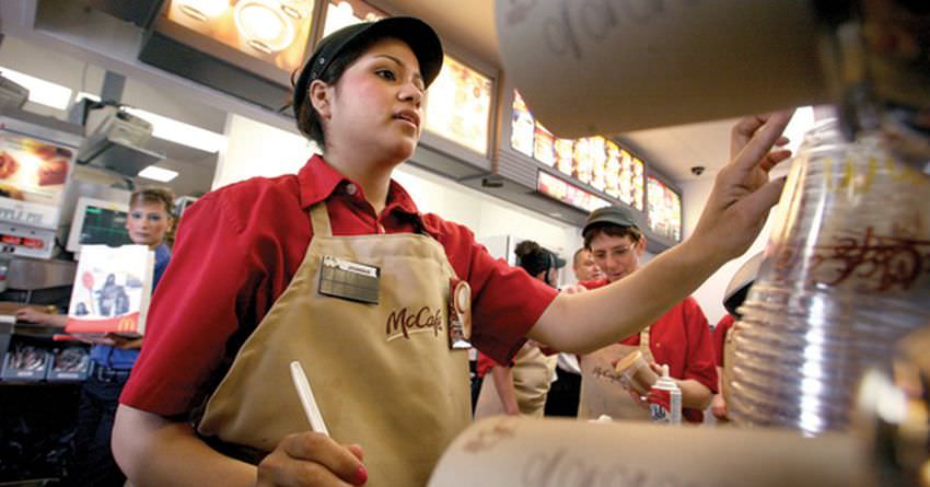 peste 1000 de locuri de muncă la mcdonald’s - angajări și la sibiu