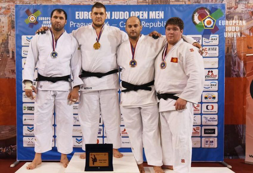 foto - sibianul daniel natea, medalie de aur la openul european de la praga. jos pălăria!