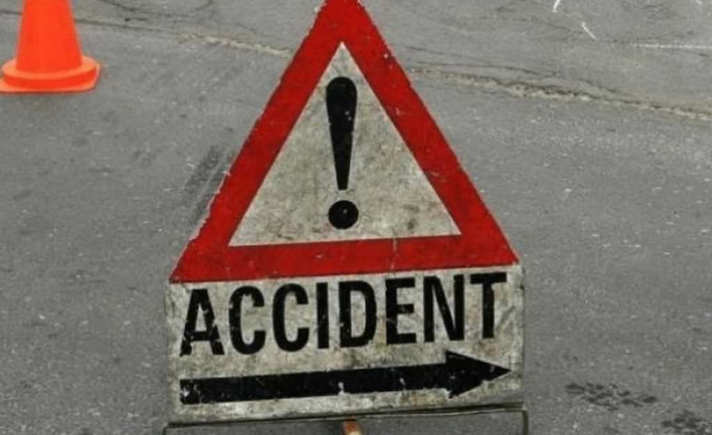 accident pe calea dumbrăvii. cinci persoane au fost rănite