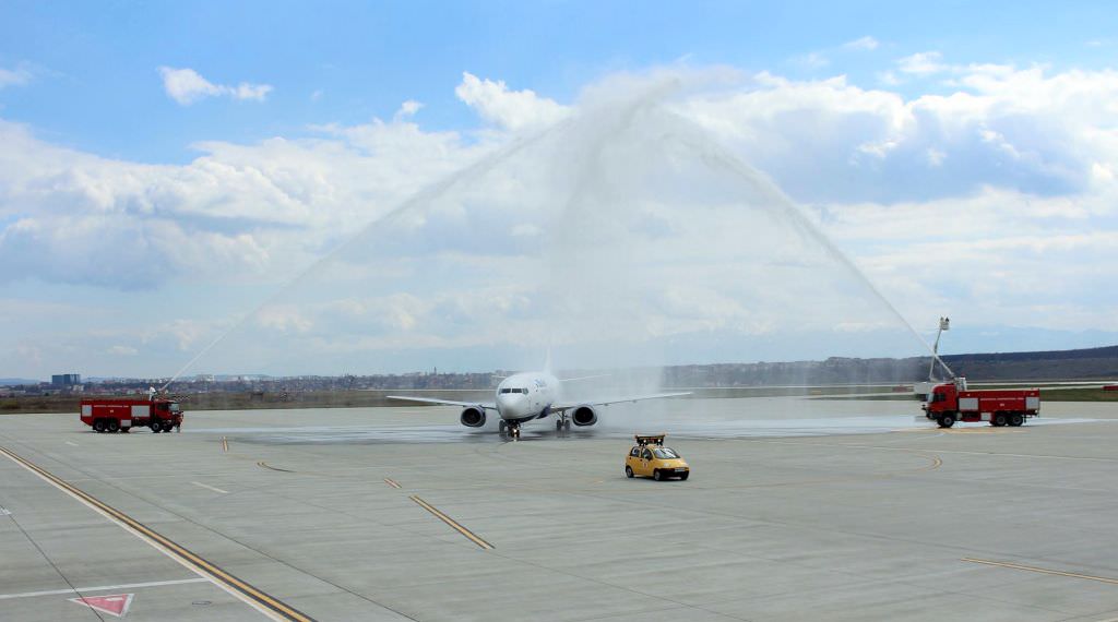 foto – o nouă destinație inaugurată astăzi pe aeroportul din sibiu. a fost primul zbor!