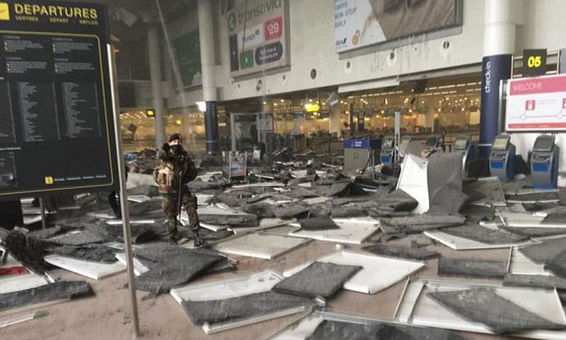 treizeci de români erau pe aeroportul din bruxelles în momentul exploziilor. sunt daţi dispăruţi!