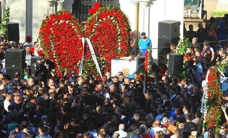 video foto cel mai celebru interlop al româniei, condus pe ultimul drum ca ”nașu” din mafia italiană