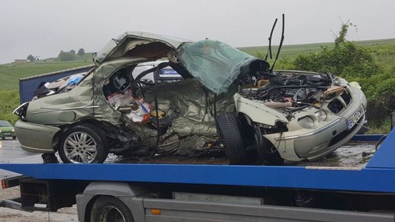 accident mortal pe autostrada sibiu – orăştie. o adolescentă de 15 ani şi-a piedut viaţa