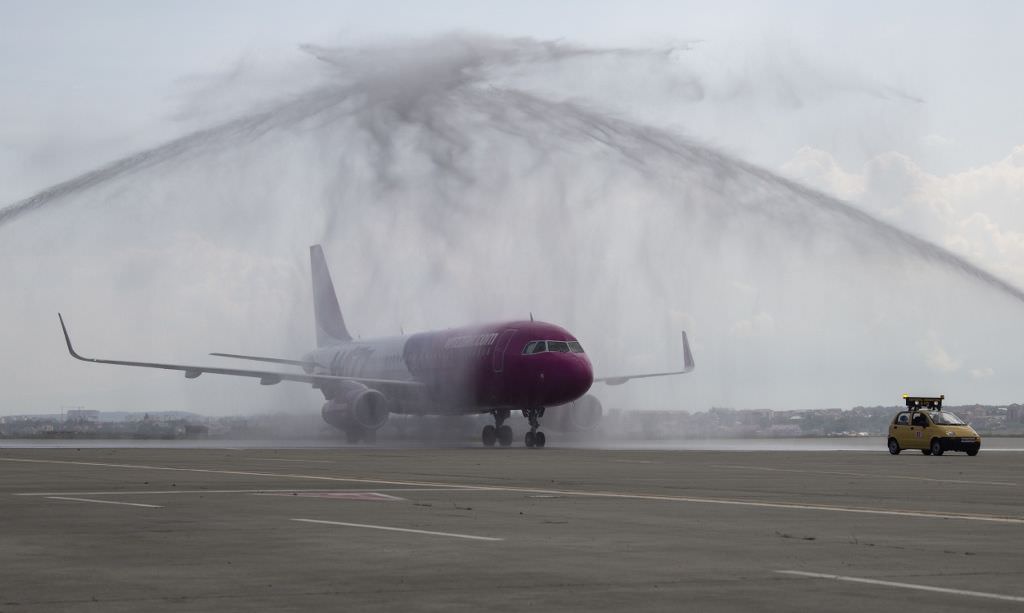 video foto - wizz air a inaugurat vineri baza de la sibiu. de azi zburăm spre patru noi destinații