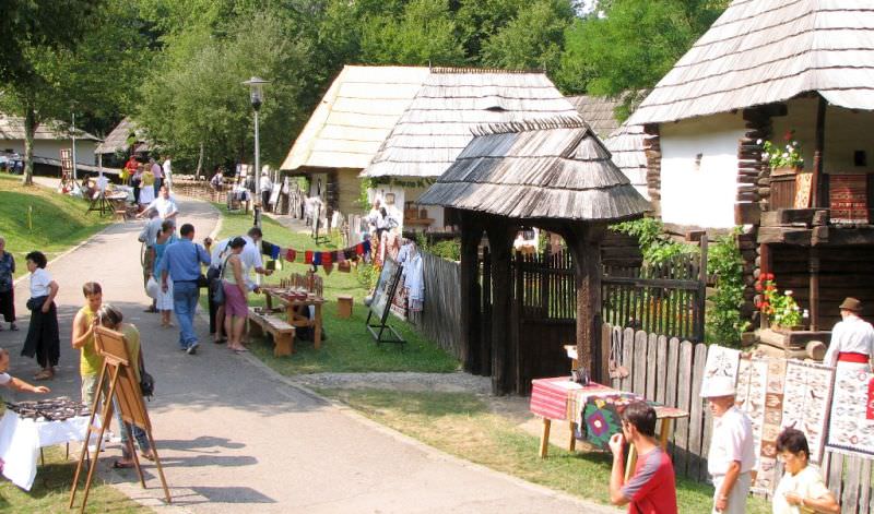 târgul comunităţilor rurale se ține în weekend în muzeul în aer liber