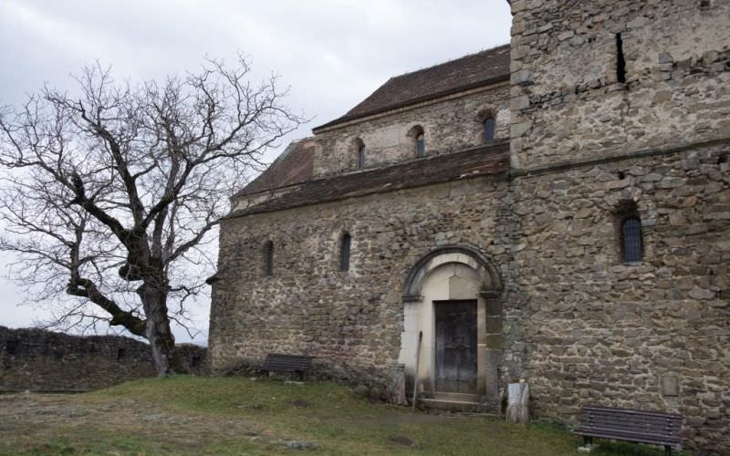 concert cu acorduri din mozart , beethoven și schubert în biserica evanghelică din cisnădioara