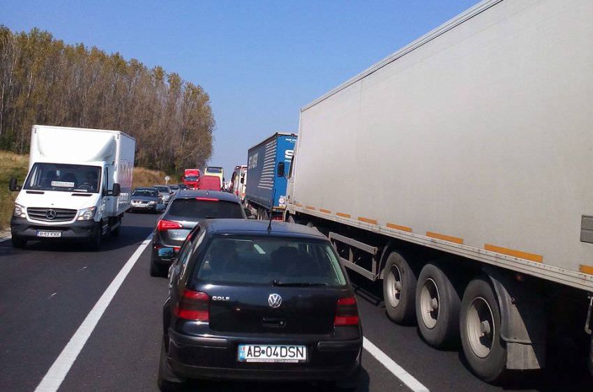 update video foto – protestul rca paralizează traficul pe dn1 în județul sibiu. coloană între săliște și cunța și drumuri blocate în toată țara