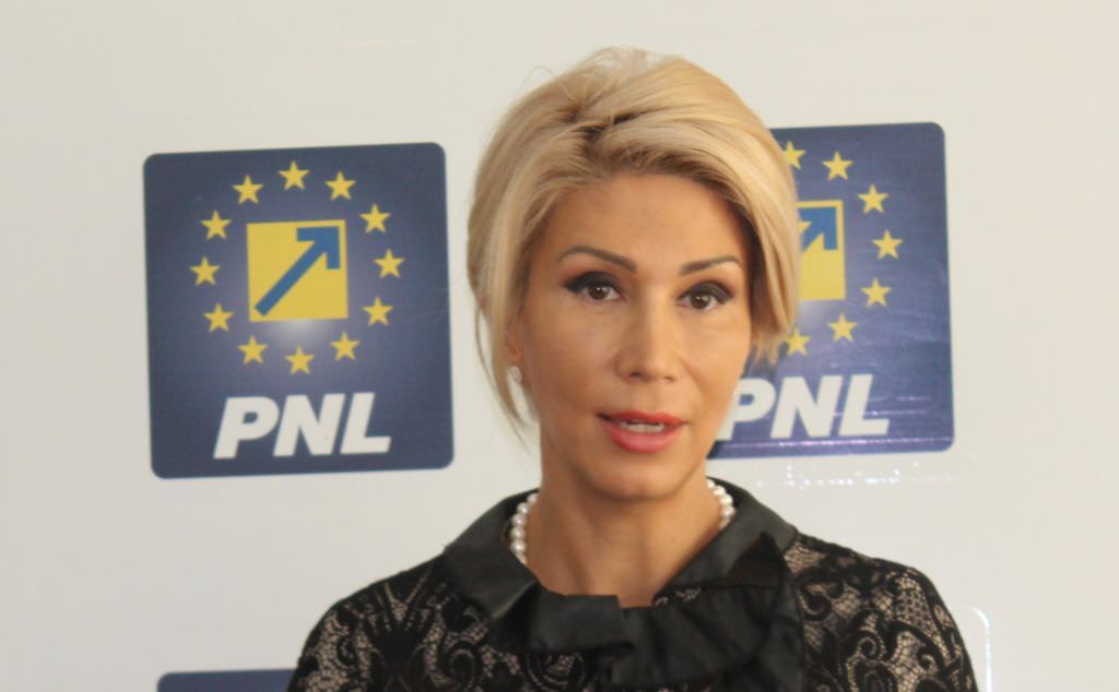 raluca turcan: dragnea pune botniţă tvr-ului şi radiolului public