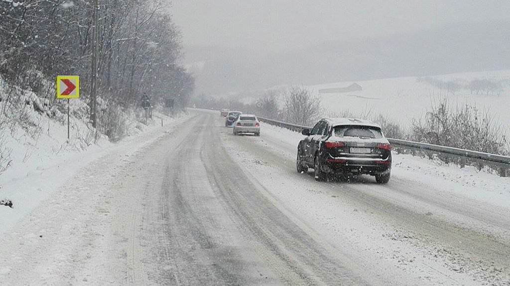 alertă - meteorologii anunță că se întorc ploile și ninsorile în aproape toată țara