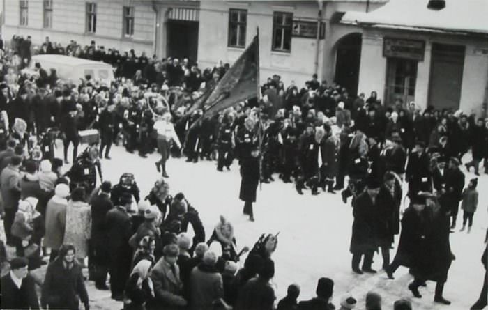 Foto-Cum și de ce vor goni iarna Lolele de la Agnita